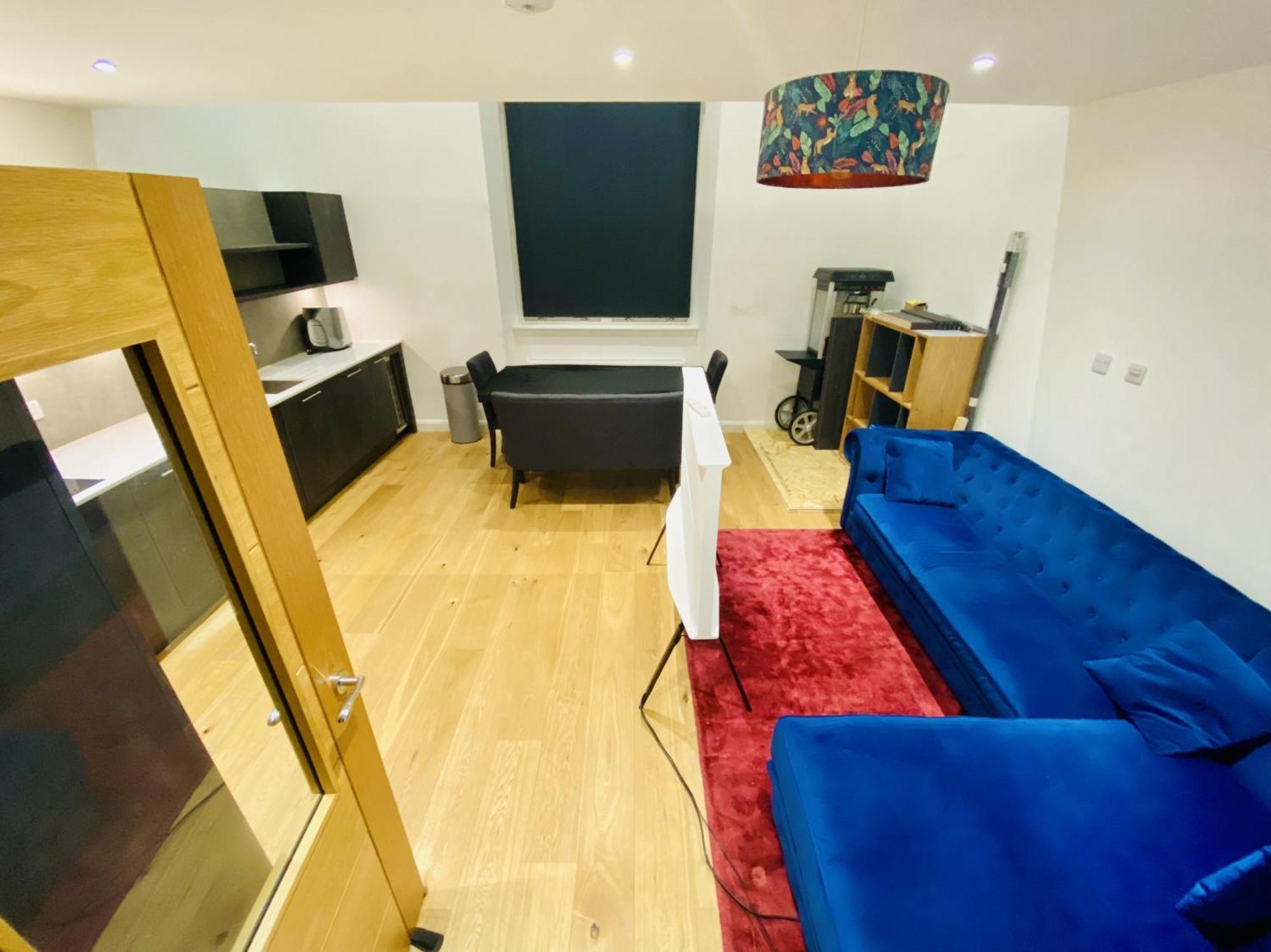 North Kelvin Guest House กลาสโกว์ ภายนอก รูปภาพ